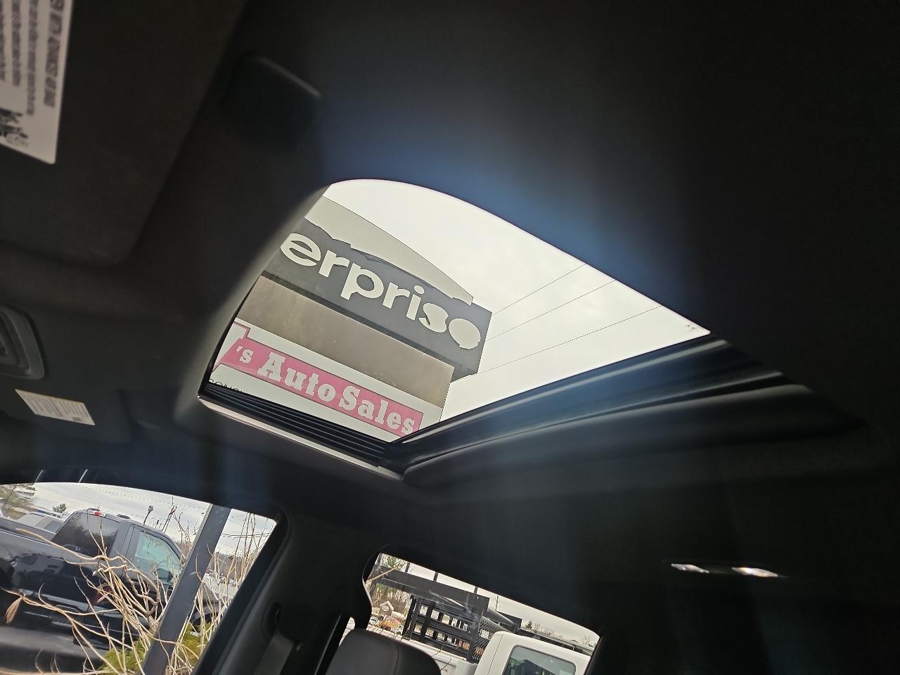 GMC Sierra 1500 4WD Crew Cab 147" AT4 2021