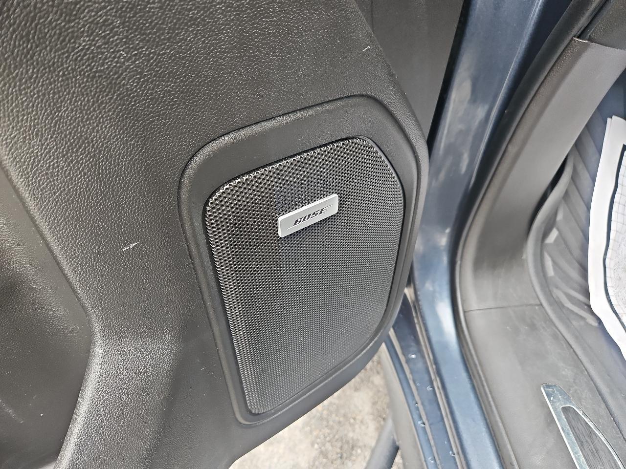 GMC Sierra 1500 4WD Crew Cab 147" AT4 2021