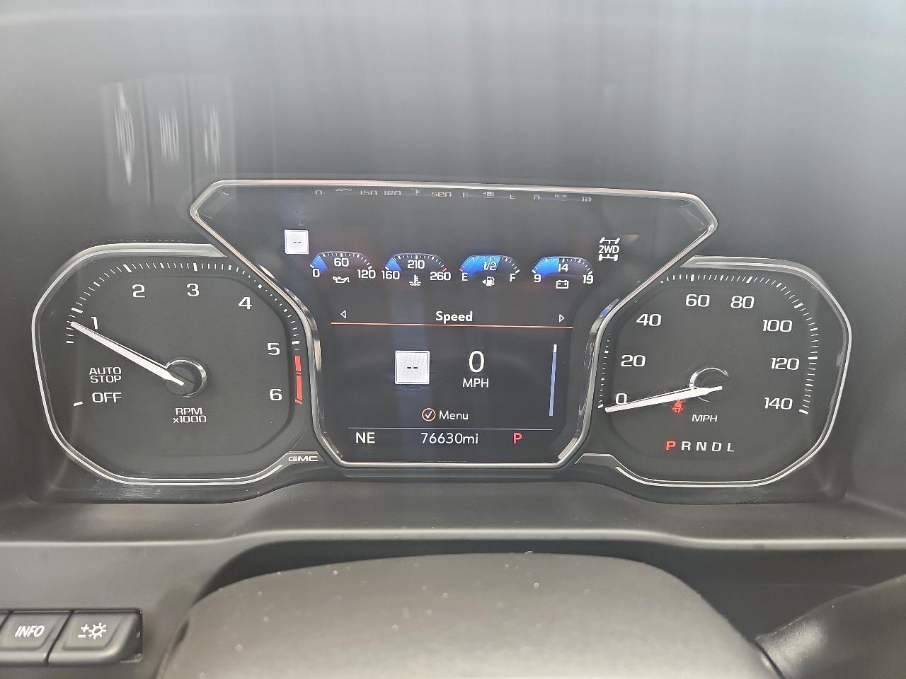 GMC Sierra 1500 4WD Crew Cab 147" AT4 2021