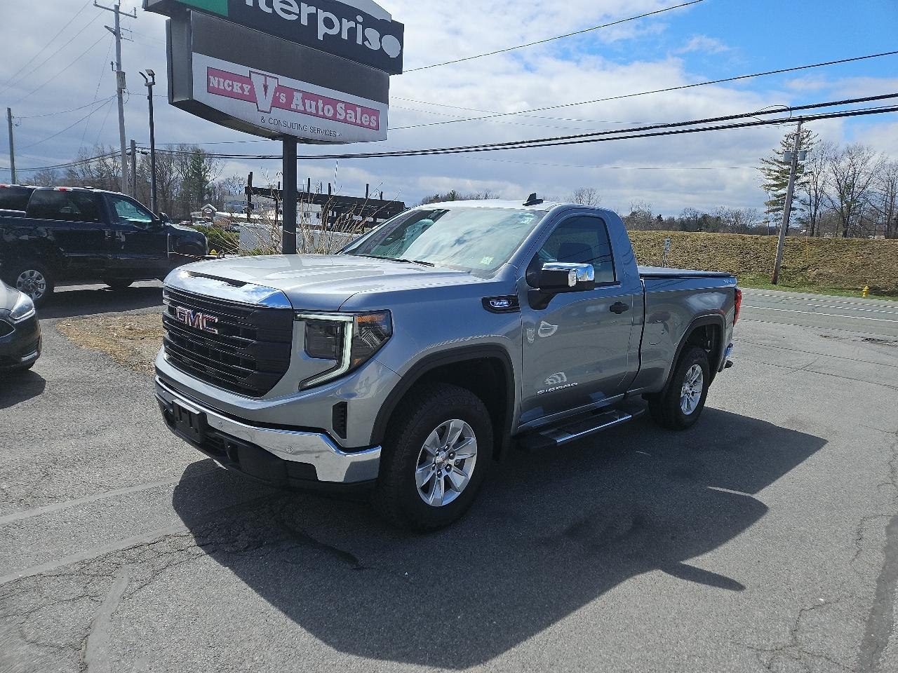 GMC Sierra 1500 4WD Reg Cab 126" Pro 2025