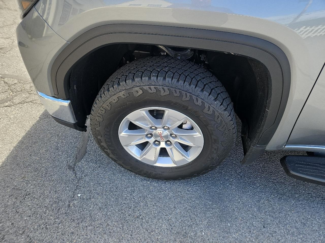 GMC Sierra 1500 4WD Reg Cab 126" Pro 2025