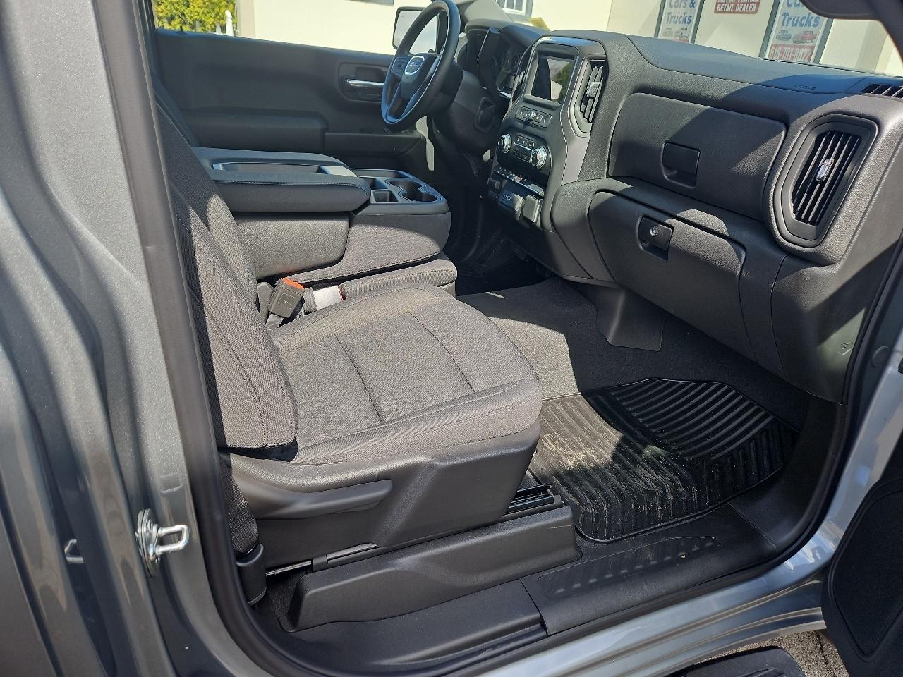 GMC Sierra 1500 4WD Reg Cab 126" Pro 2025