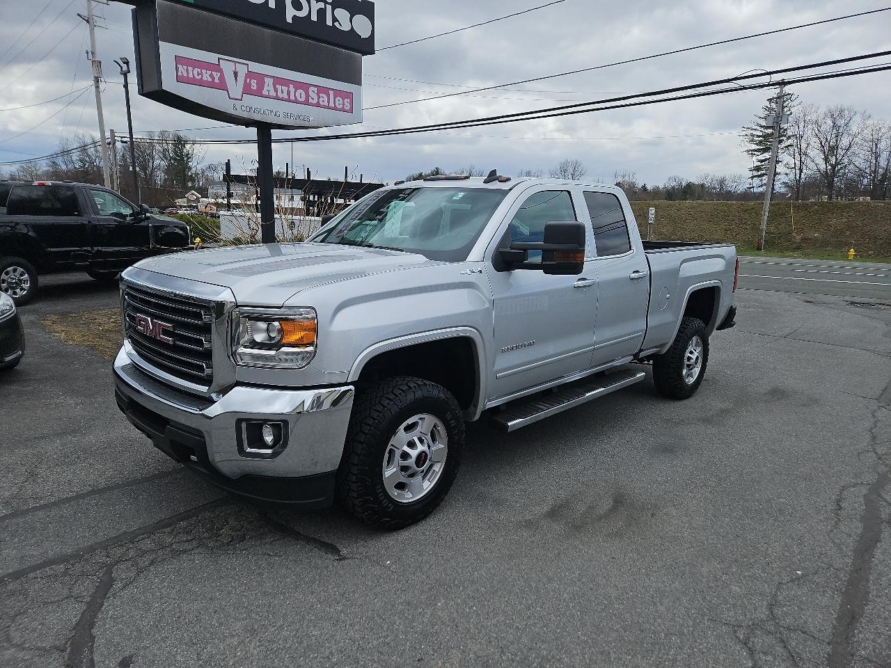 GMC Sierra 2500HD 4WD Double Cab 144.2" SLE 2019