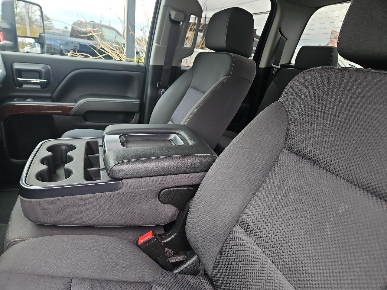 GMC Sierra 2500HD 4WD Double Cab 144.2" SLE 2019