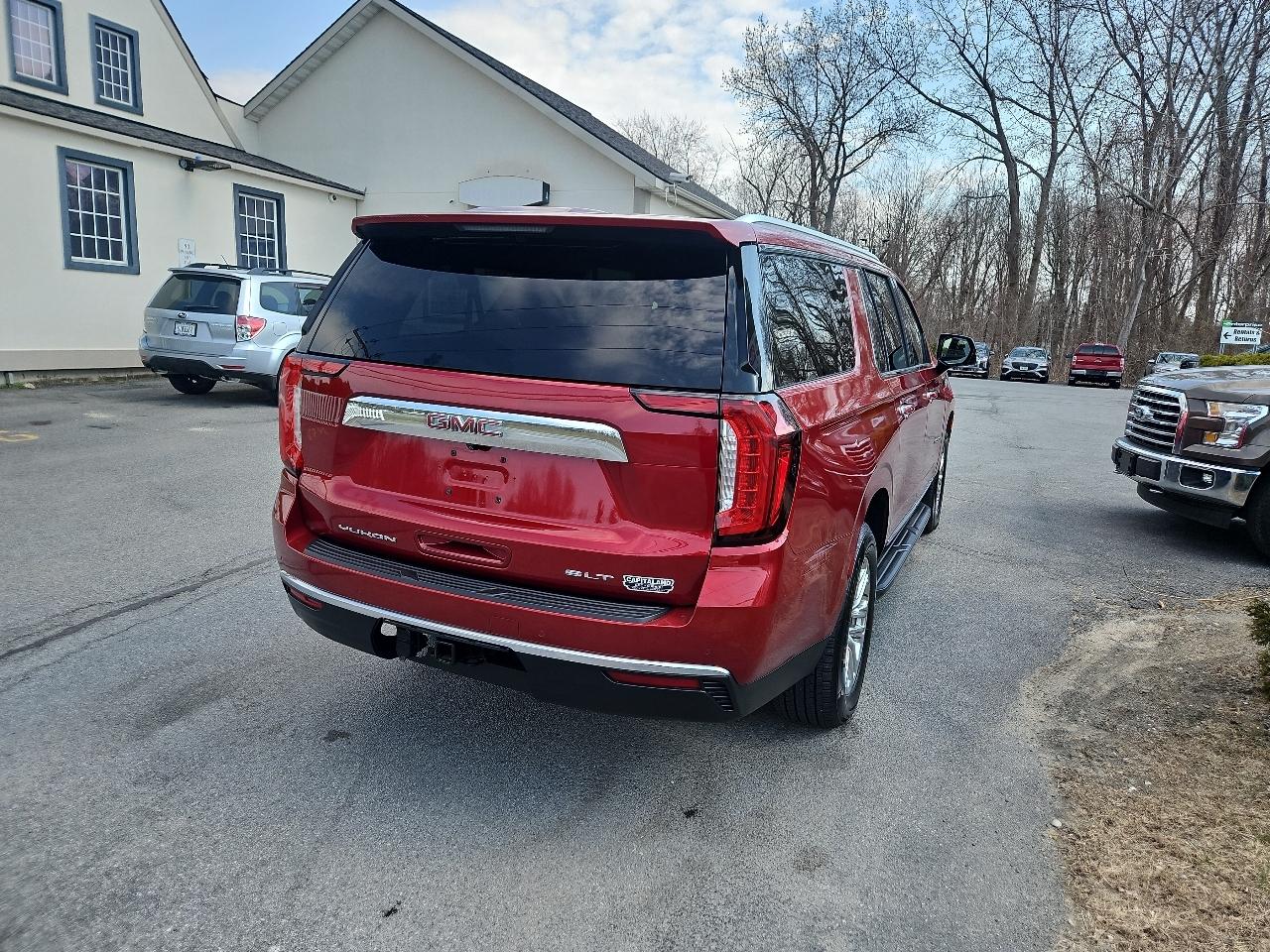 GMC Yukon XL 4WD 4dr SLT 2021