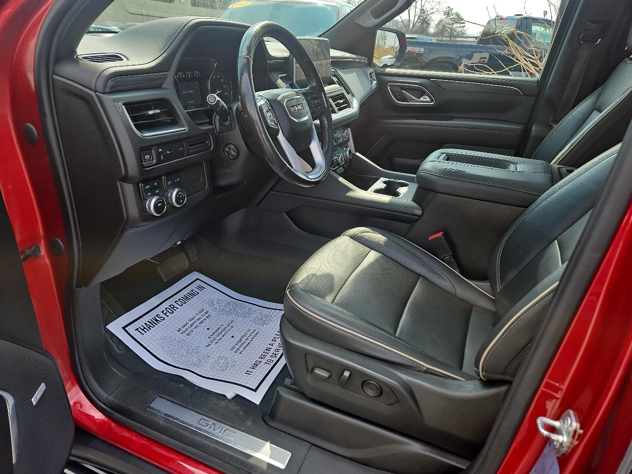 GMC Yukon XL 4WD 4dr SLT 2021