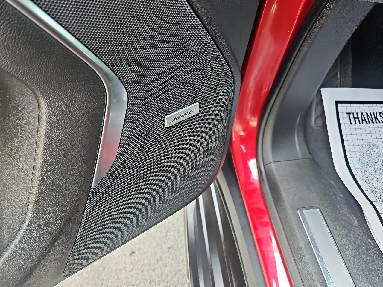 GMC Yukon XL 4WD 4dr SLT 2021