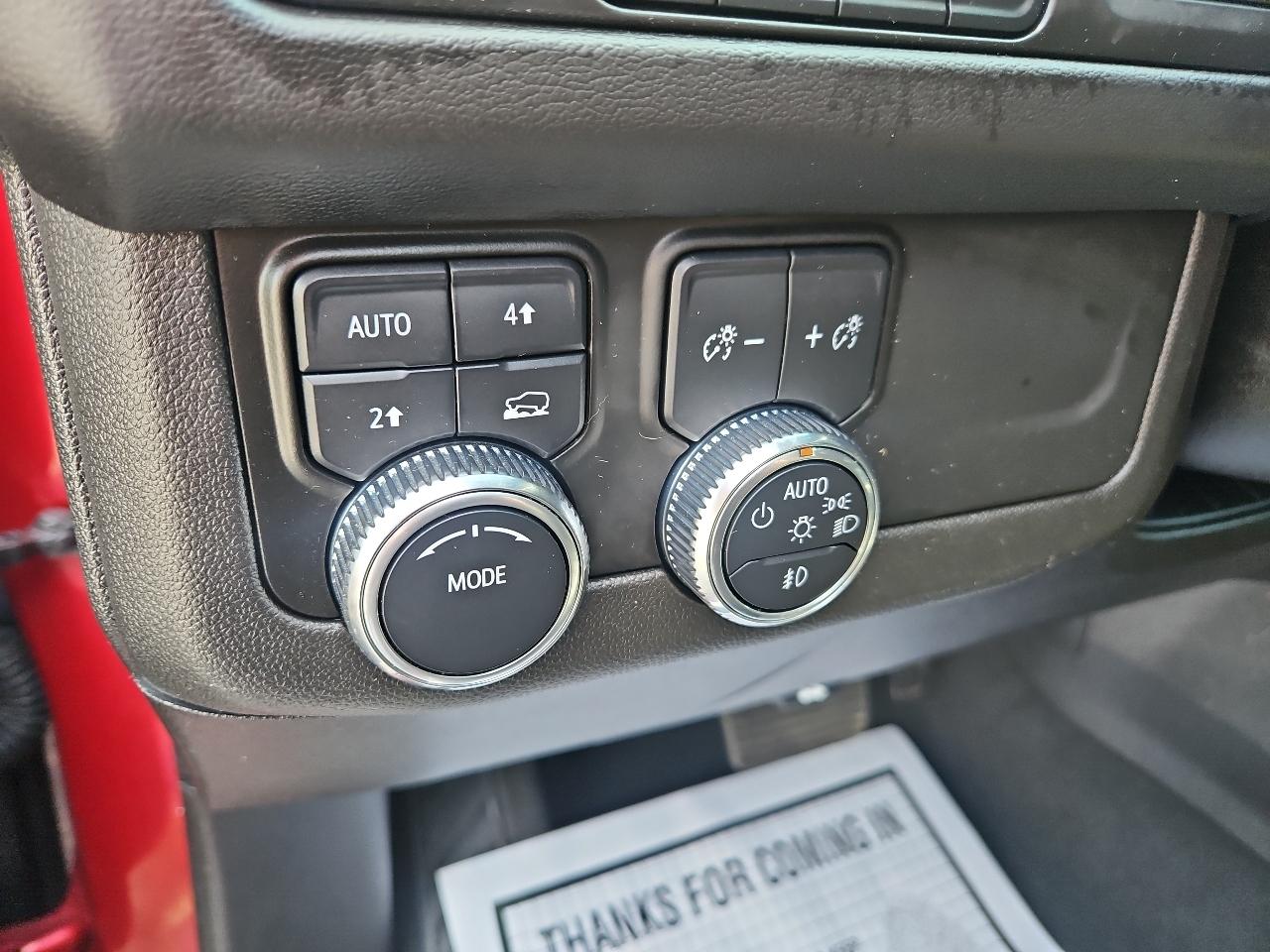 GMC Yukon XL 4WD 4dr SLT 2021