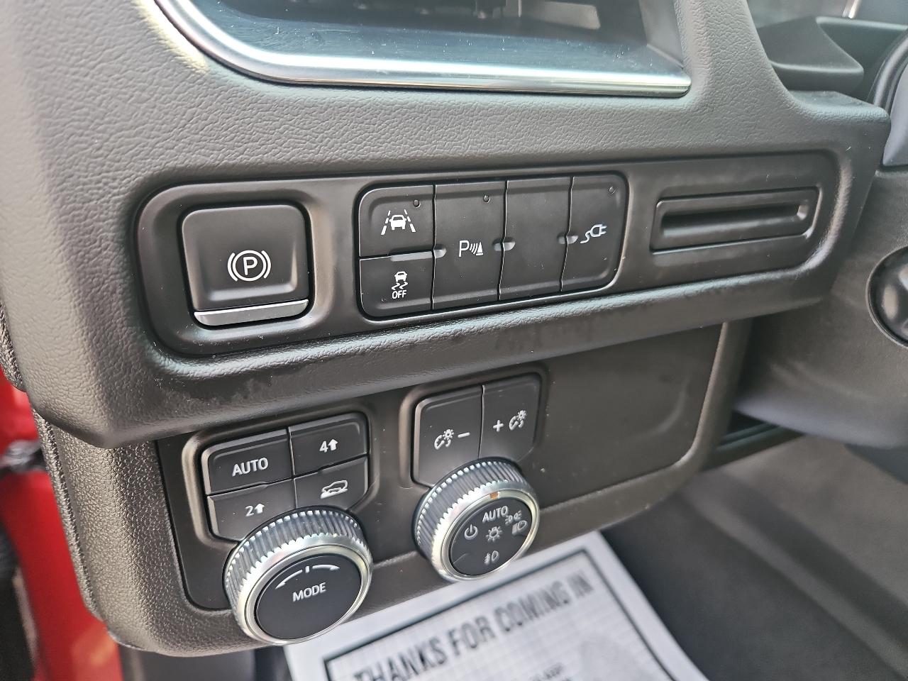 GMC Yukon XL 4WD 4dr SLT 2021