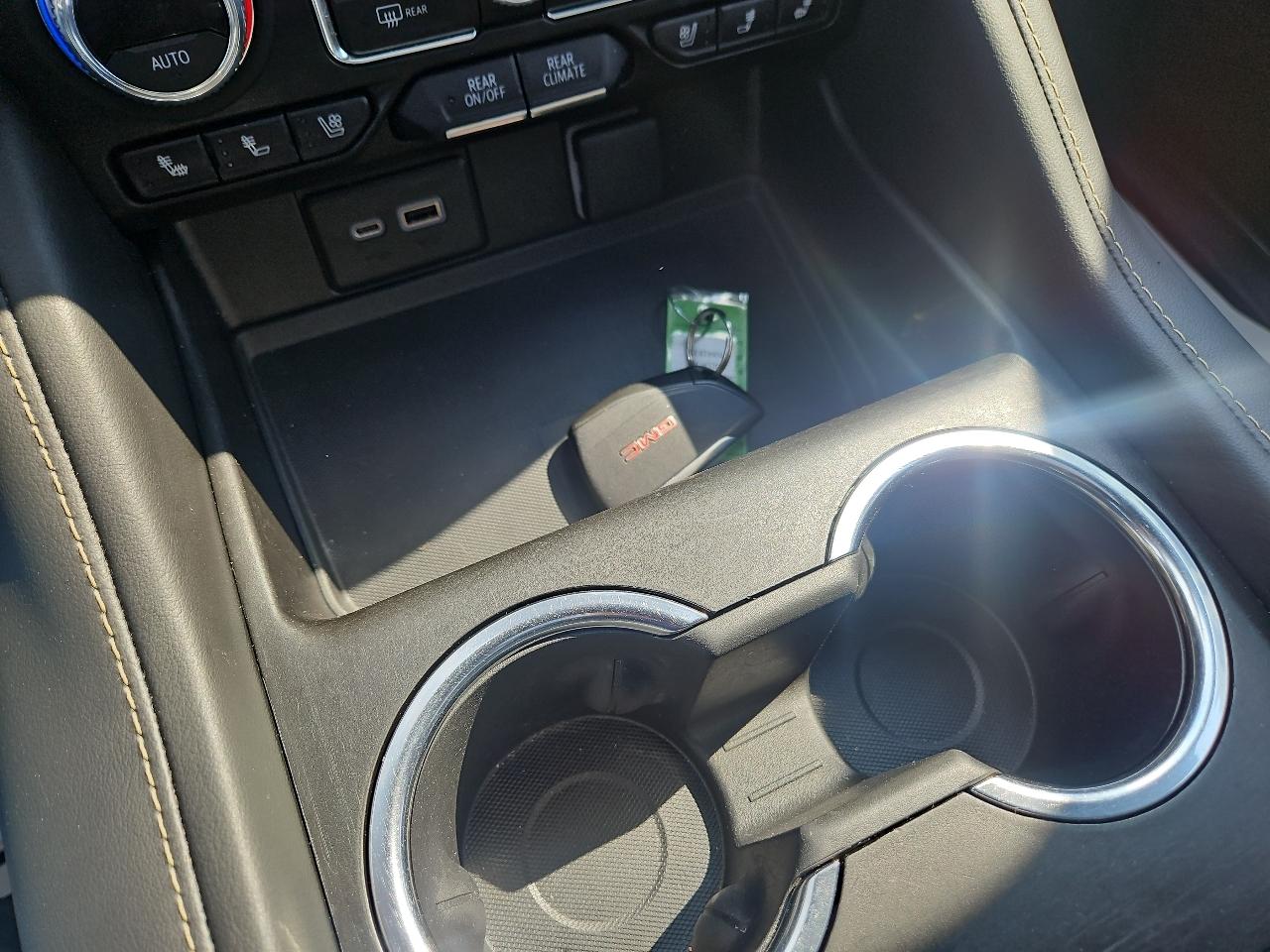 GMC Yukon XL 4WD 4dr SLT 2021