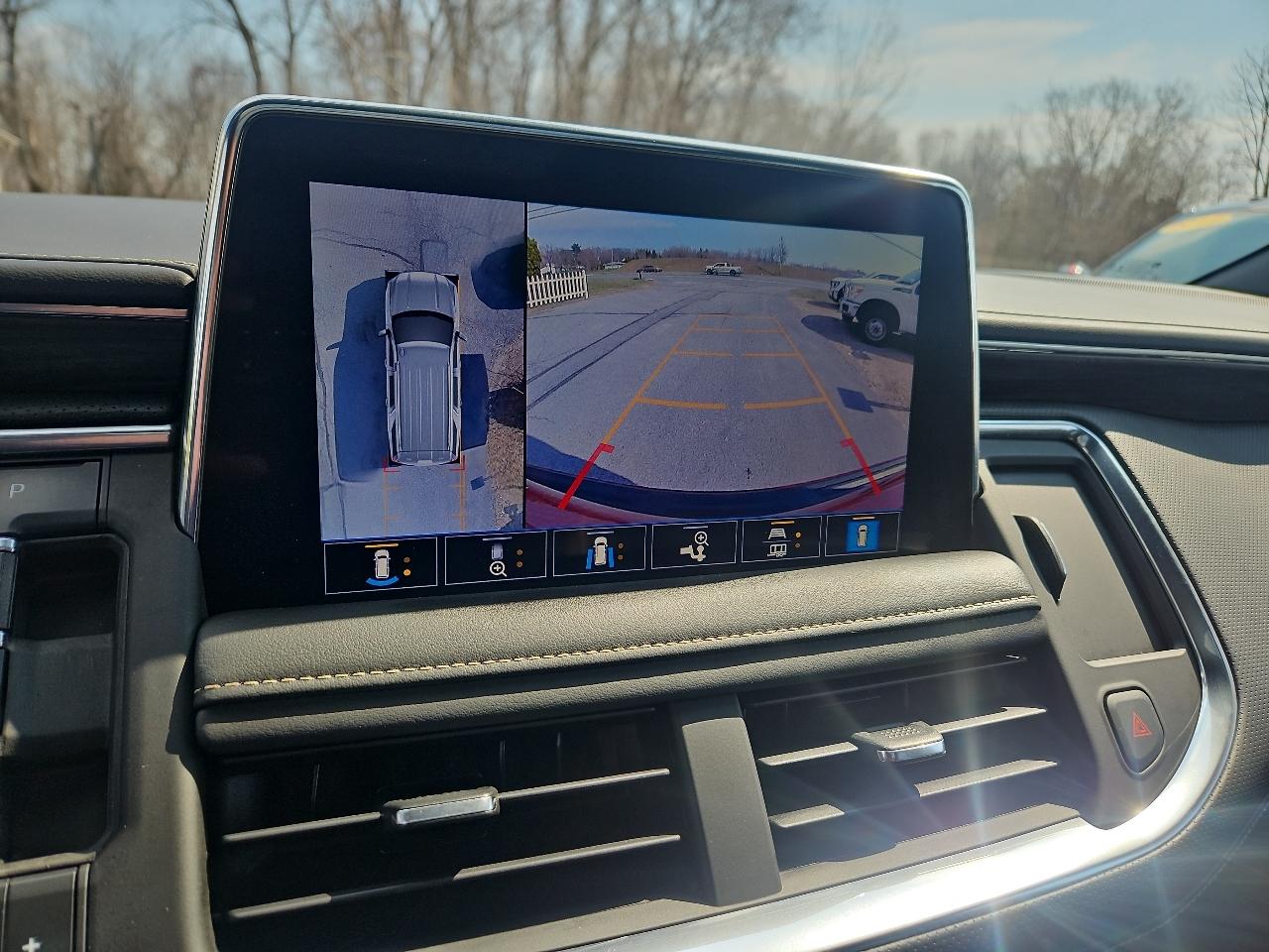 GMC Yukon XL 4WD 4dr SLT 2021