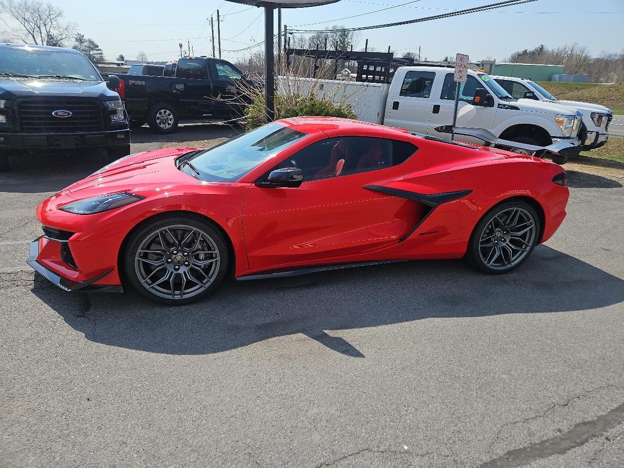 Chevrolet Corvette 2dr Z06 Cpe w/3LZ 2023