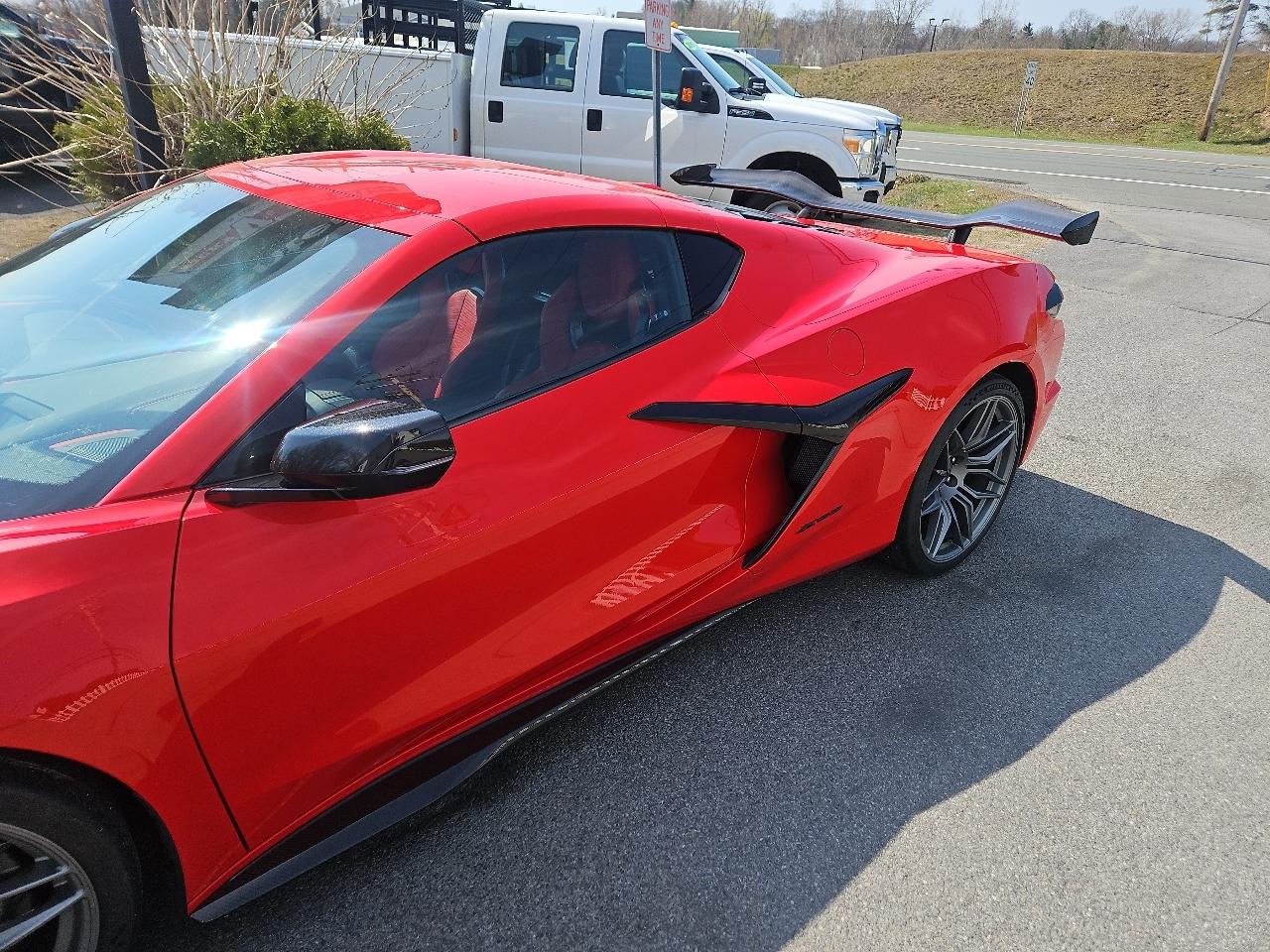 Chevrolet Corvette 2dr Z06 Cpe w/3LZ 2023