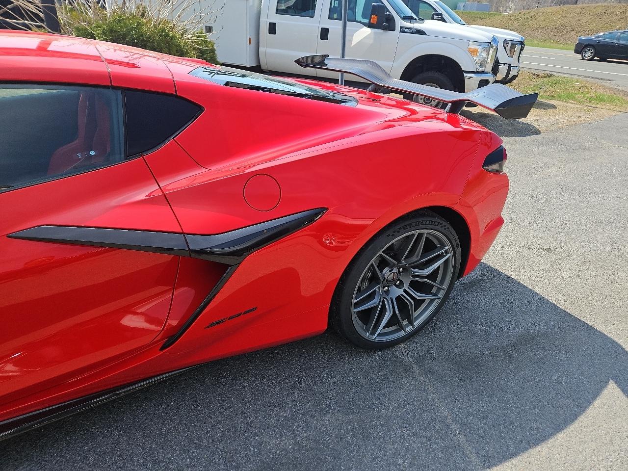 Chevrolet Corvette 2dr Z06 Cpe w/3LZ 2023