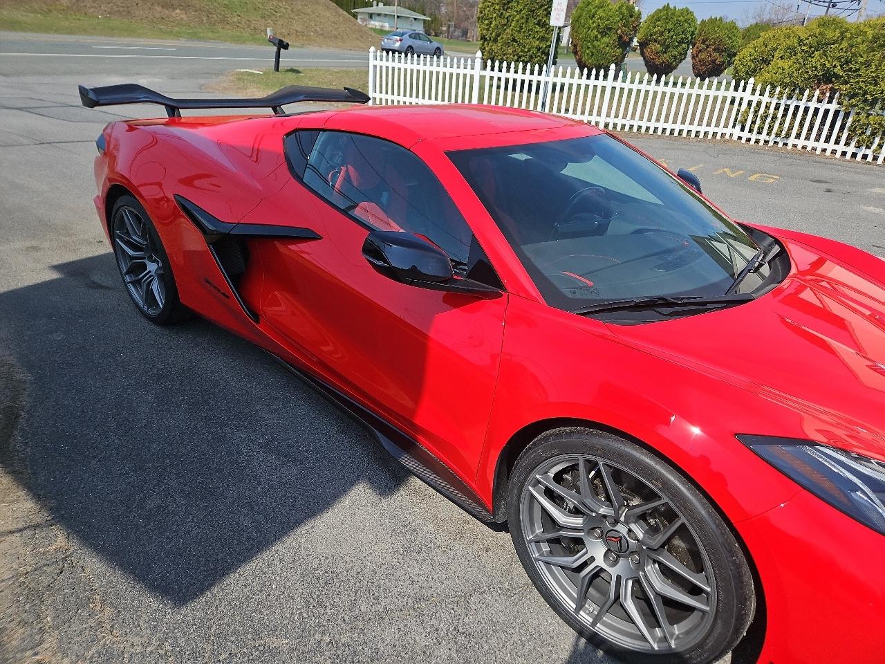 Chevrolet Corvette 2dr Z06 Cpe w/3LZ 2023