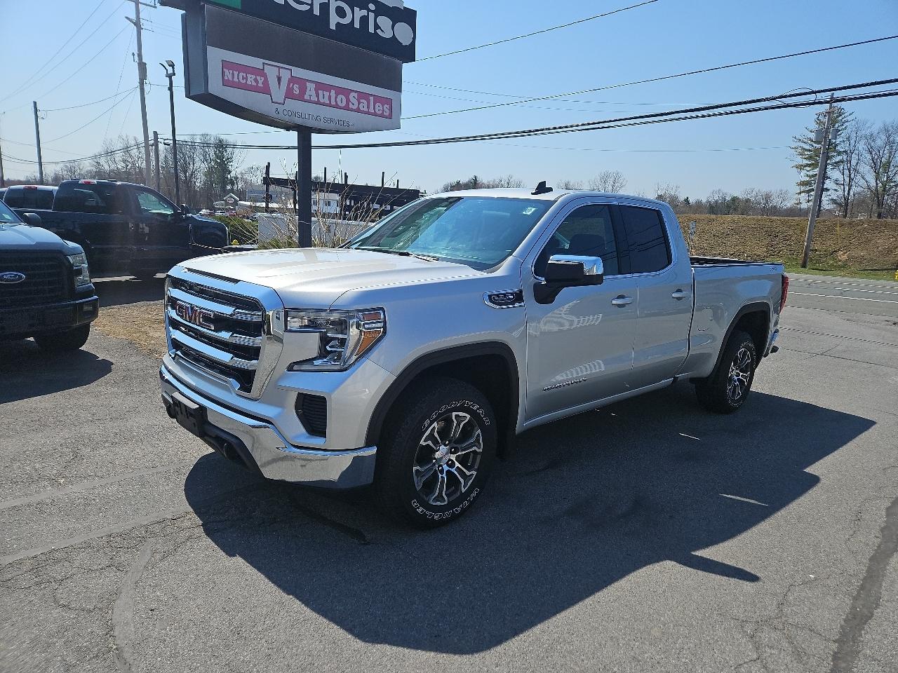 GMC Sierra 1500 Limited 4WD Double Cab 147" SLE 2022