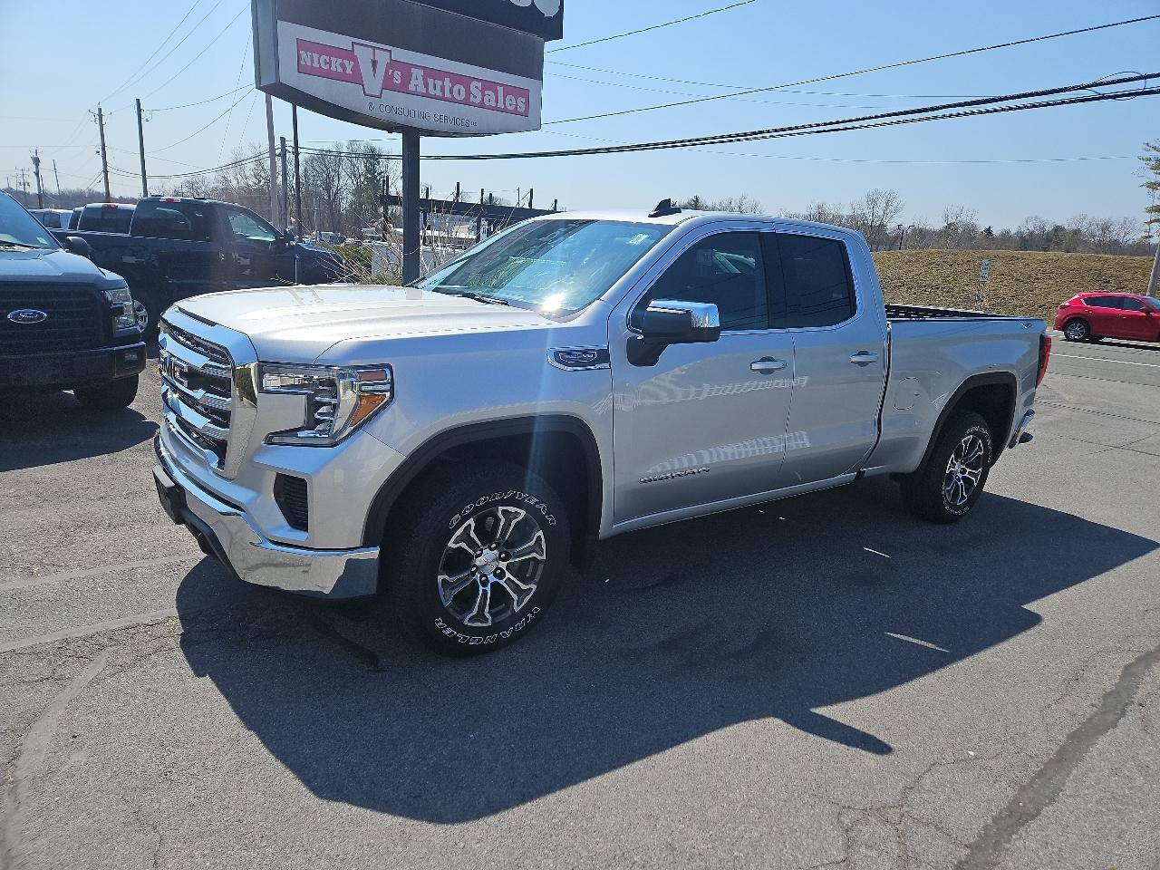 GMC Sierra 1500 Limited 4WD Double Cab 147" SLE 2022