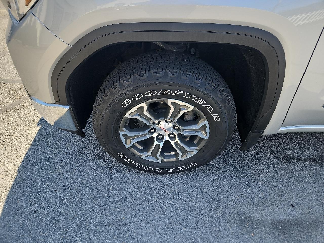 GMC Sierra 1500 Limited 4WD Double Cab 147" SLE 2022