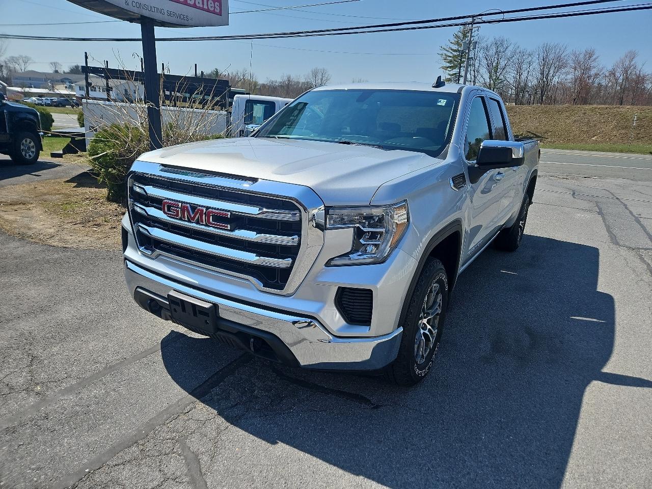 GMC Sierra 1500 Limited 4WD Double Cab 147" SLE 2022