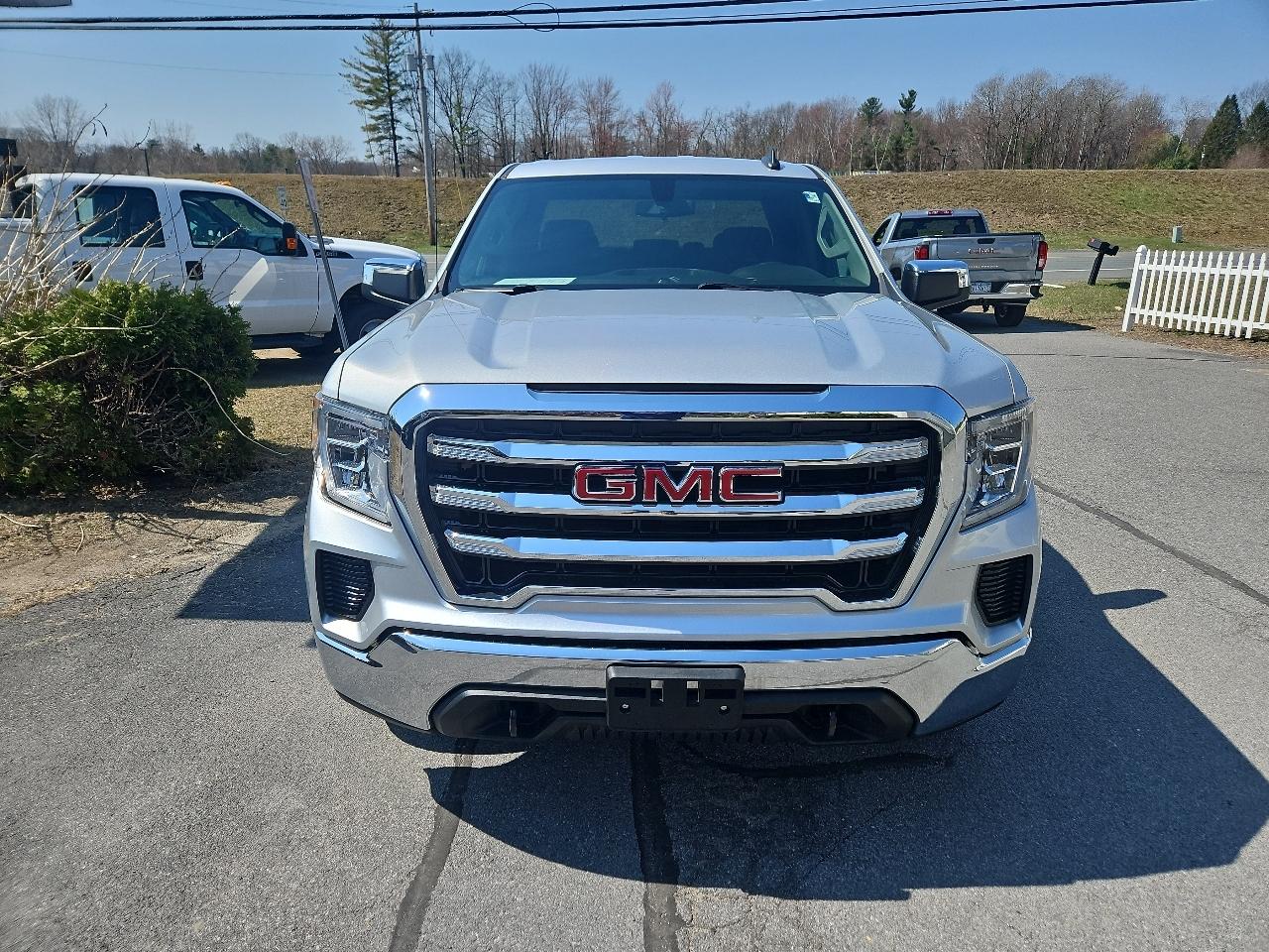 GMC Sierra 1500 Limited 4WD Double Cab 147" SLE 2022