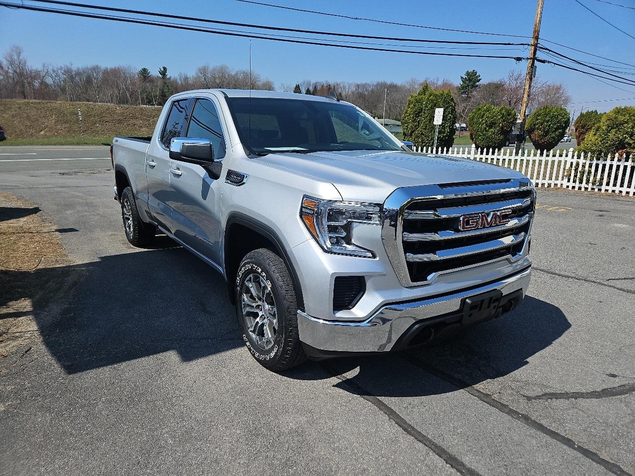 GMC Sierra 1500 Limited 4WD Double Cab 147" SLE 2022