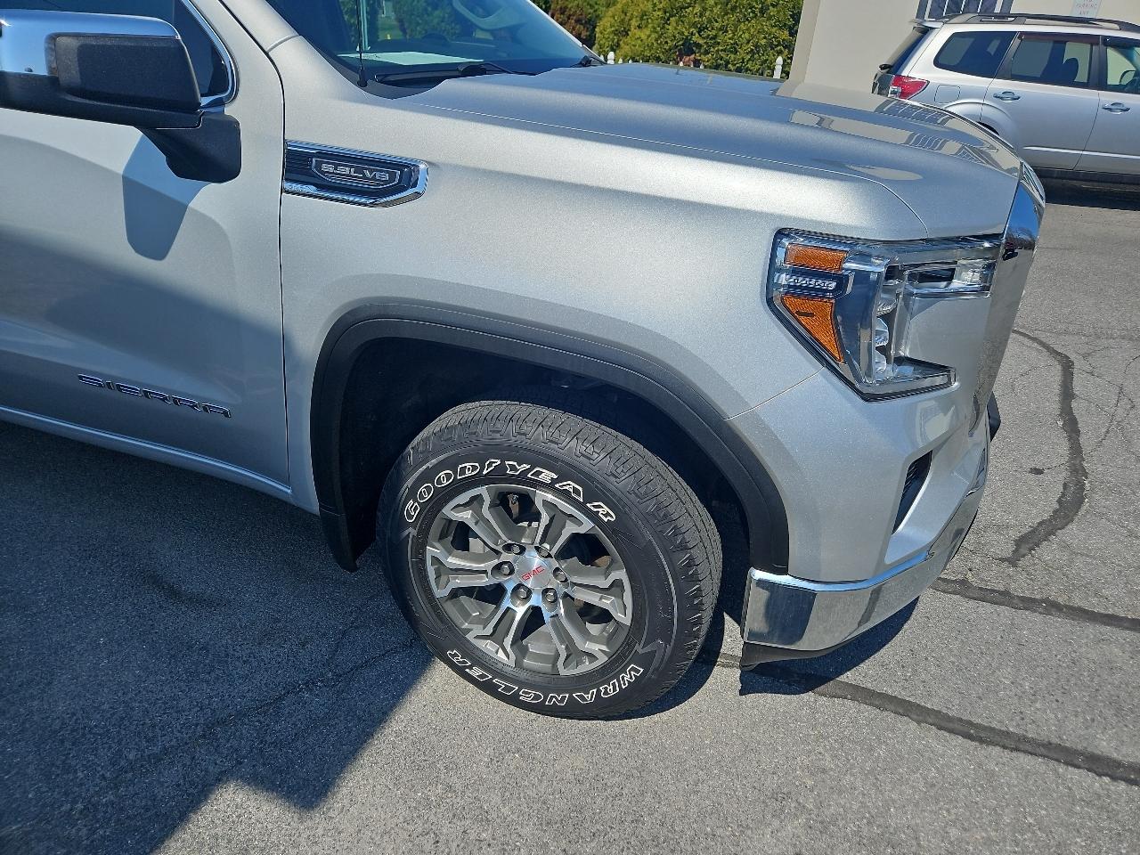 GMC Sierra 1500 Limited 4WD Double Cab 147" SLE 2022