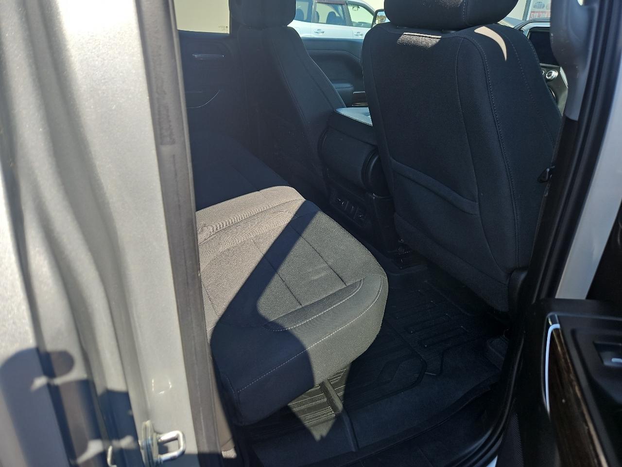 GMC Sierra 1500 Limited 4WD Double Cab 147" SLE 2022