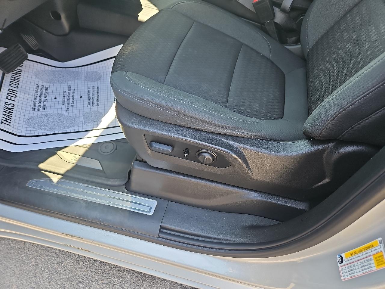 GMC Sierra 1500 Limited 4WD Double Cab 147" SLE 2022