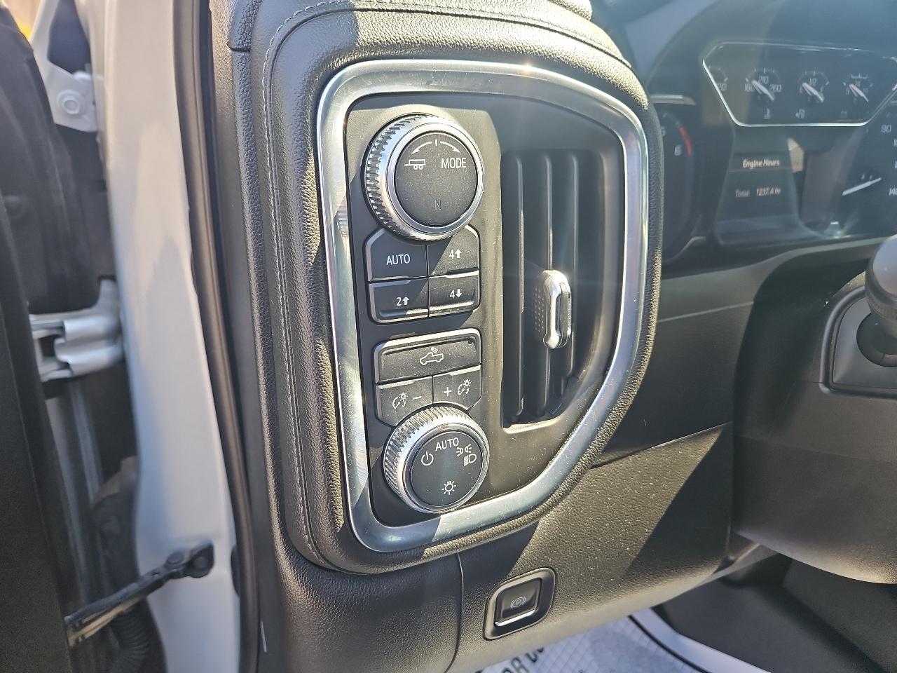 GMC Sierra 1500 Limited 4WD Double Cab 147" SLE 2022