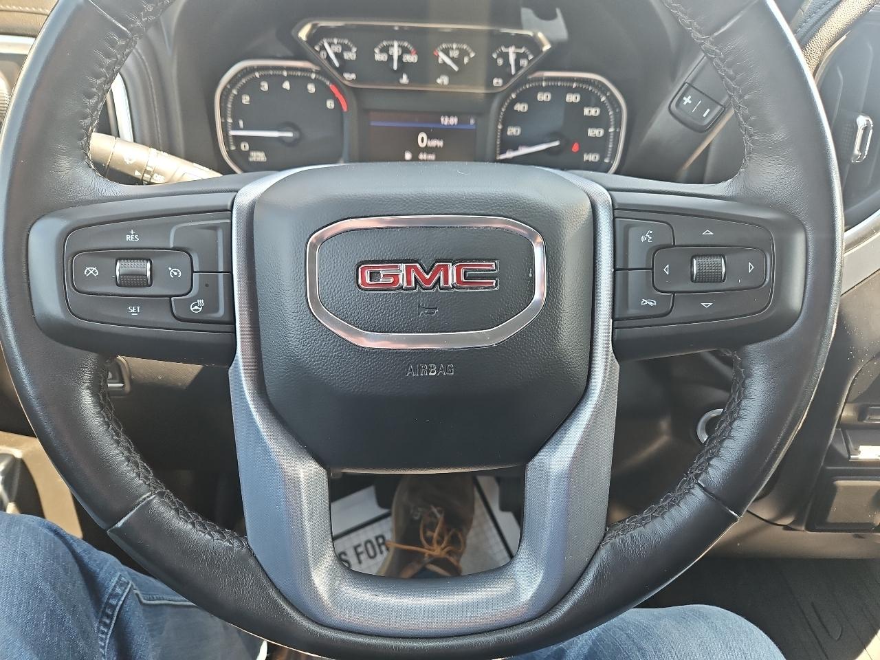 GMC Sierra 1500 Limited 4WD Double Cab 147" SLE 2022