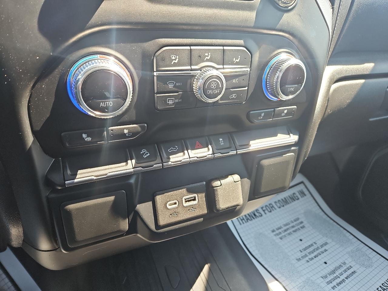 GMC Sierra 1500 Limited 4WD Double Cab 147" SLE 2022