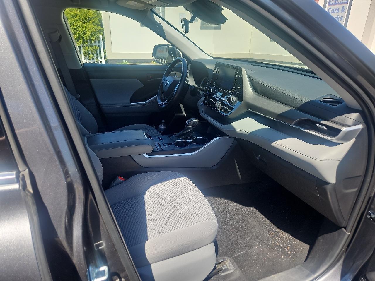 Toyota Highlander Hybrid LE AWD (Natl) 2021