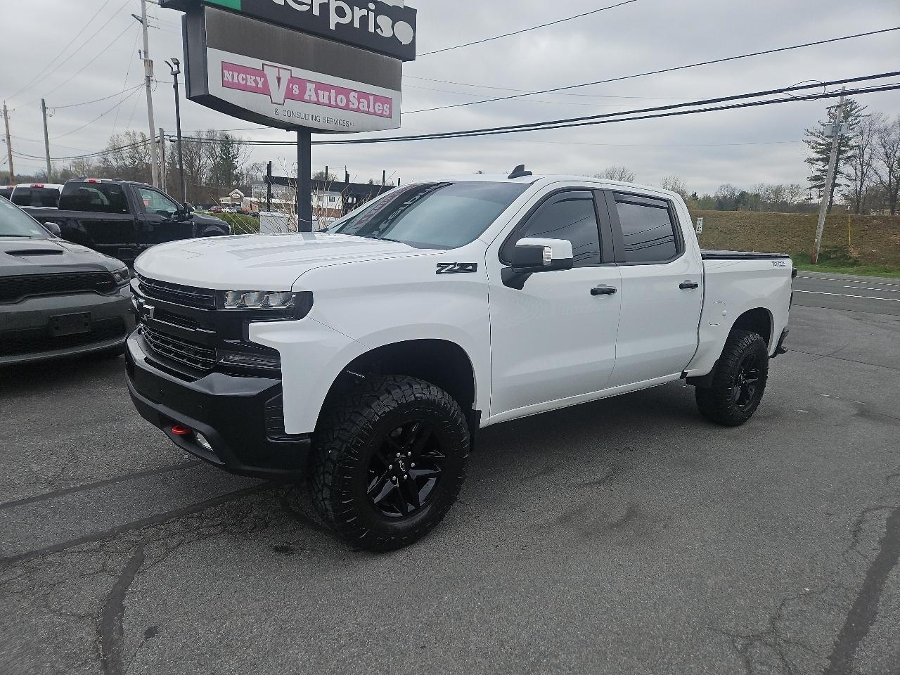 Chevrolet Silverado 1500 4WD Crew Cab 147" LT Trail Boss 2021