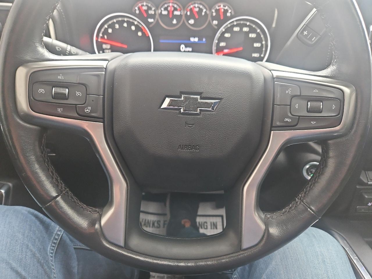 Chevrolet Silverado 1500 4WD Crew Cab 147" LT Trail Boss 2021