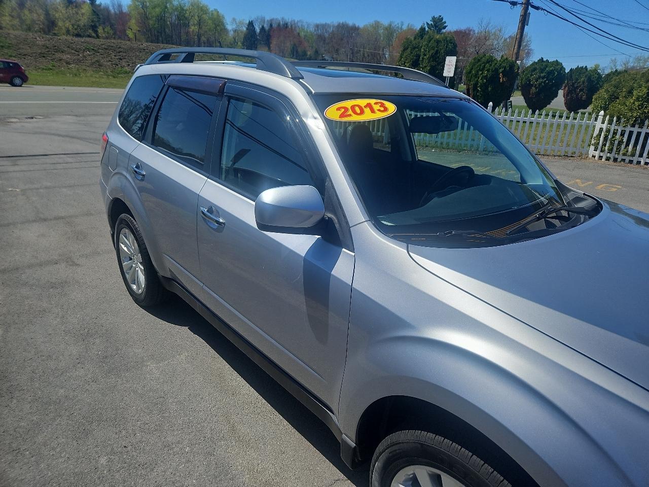 Subaru Forester 4dr Auto 2.5X Limited 2013