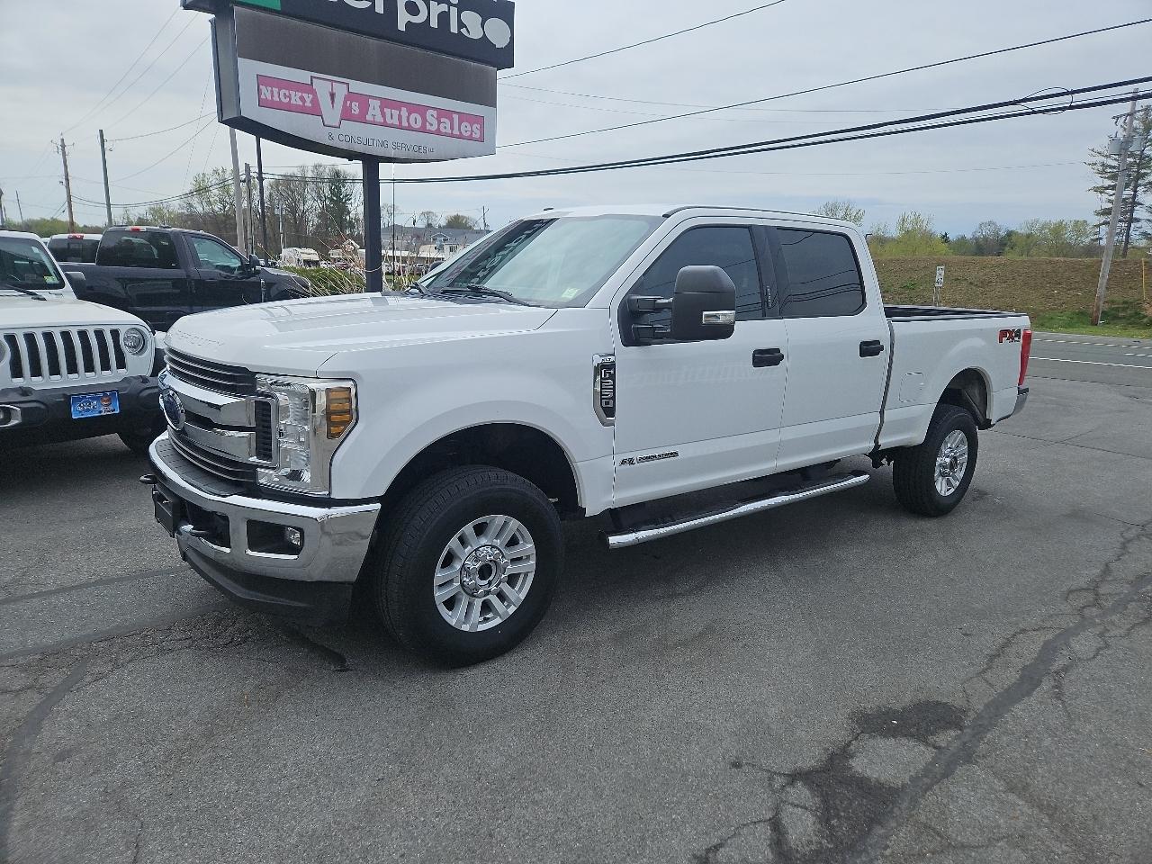 Ford Super Duty F-250 SRW XLT 4WD Crew Cab 6.75' Box 2019