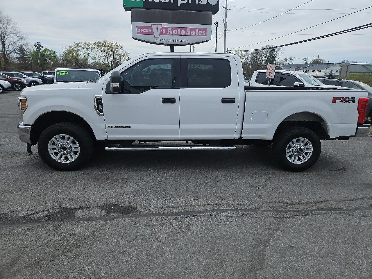 Ford Super Duty F-250 SRW XLT 4WD Crew Cab 6.75' Box 2019