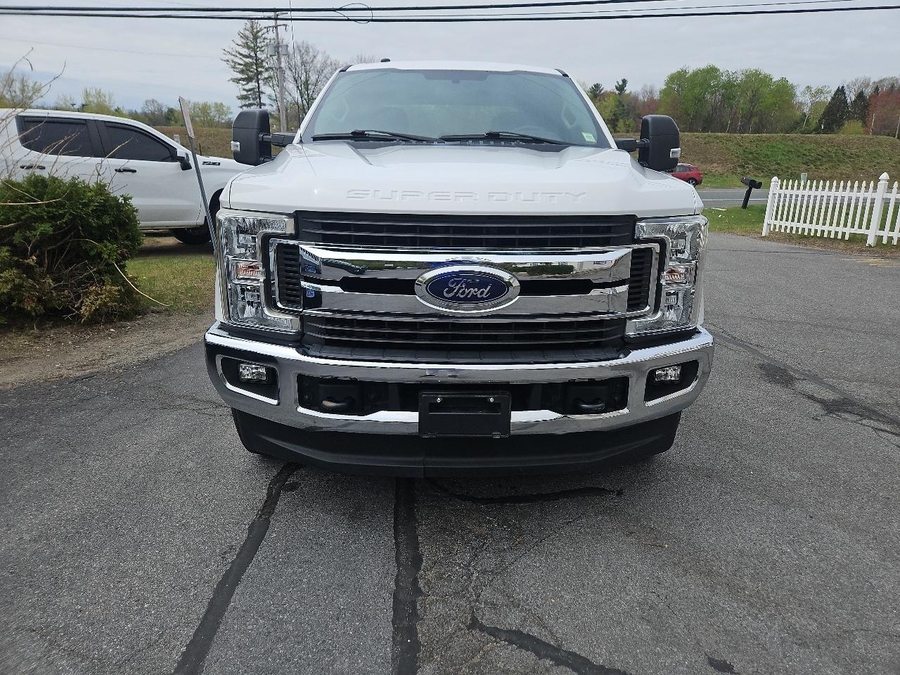 Ford Super Duty F-250 SRW XLT 4WD Crew Cab 6.75' Box 2019