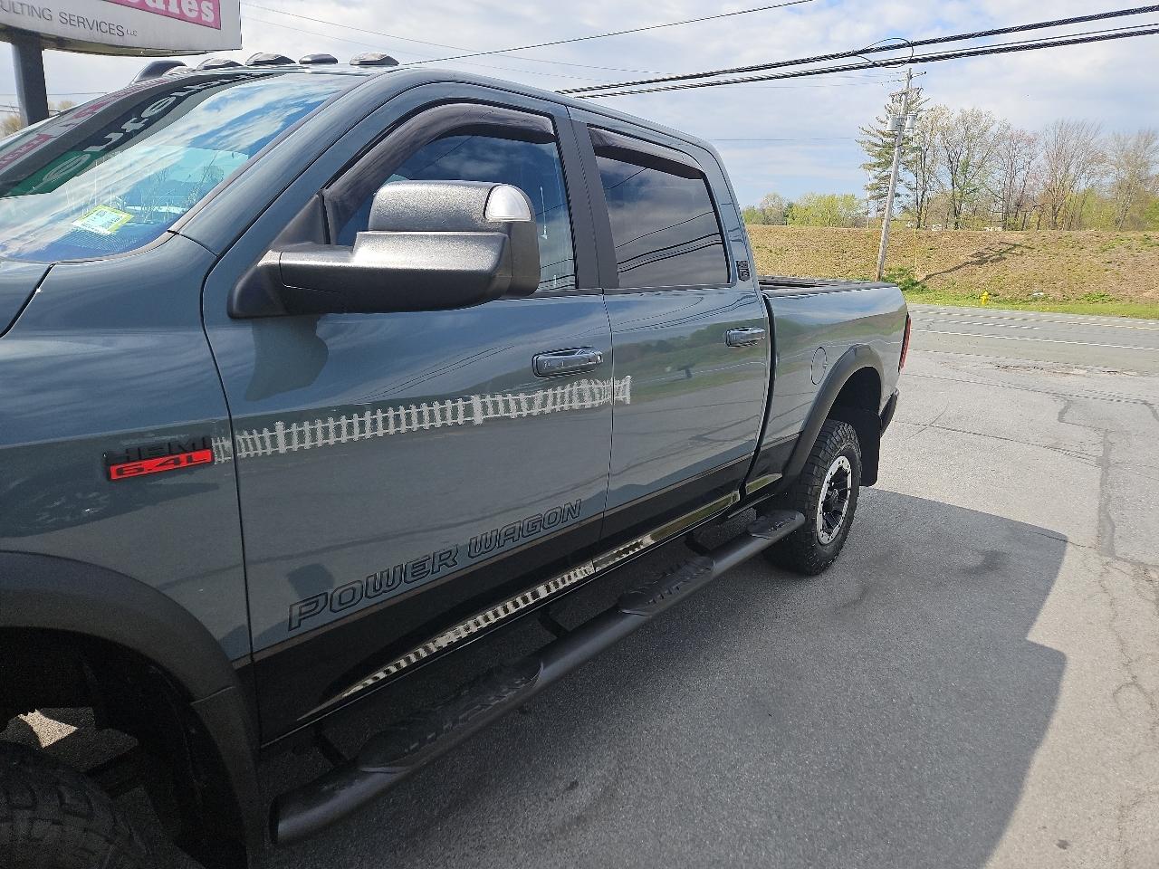 RAM 2500 Power Wagon 4x4 Crew Cab 6'4" Box 2021