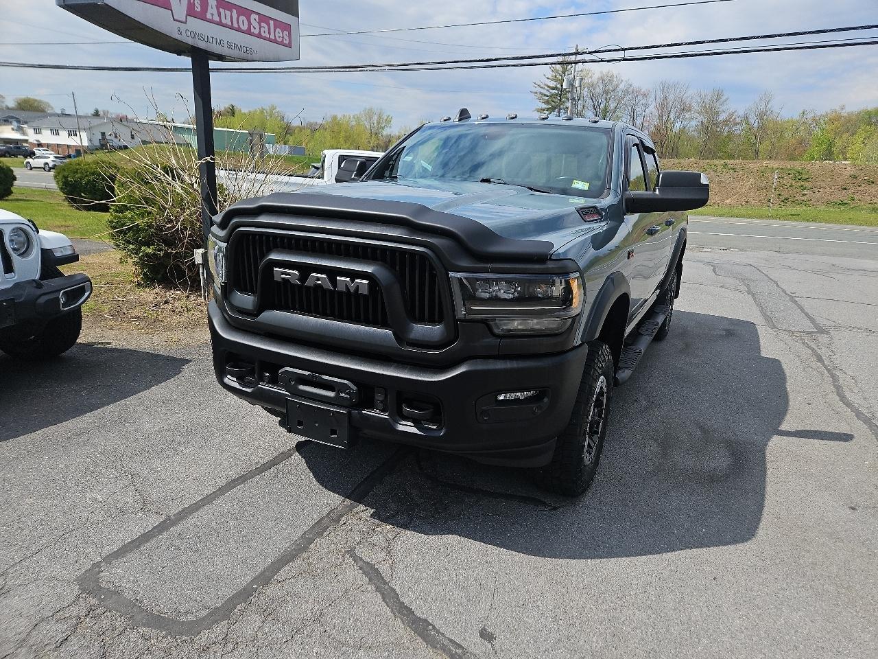 RAM 2500 Power Wagon 4x4 Crew Cab 6'4" Box 2021