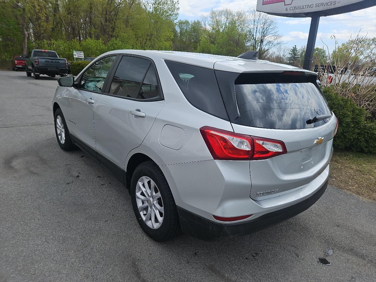 Chevrolet Equinox AWD 4dr LS w/1LS 2020
