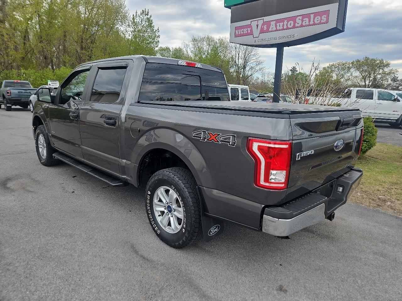 Ford F-150 XLT 4WD SuperCrew 5.5' Box 2017
