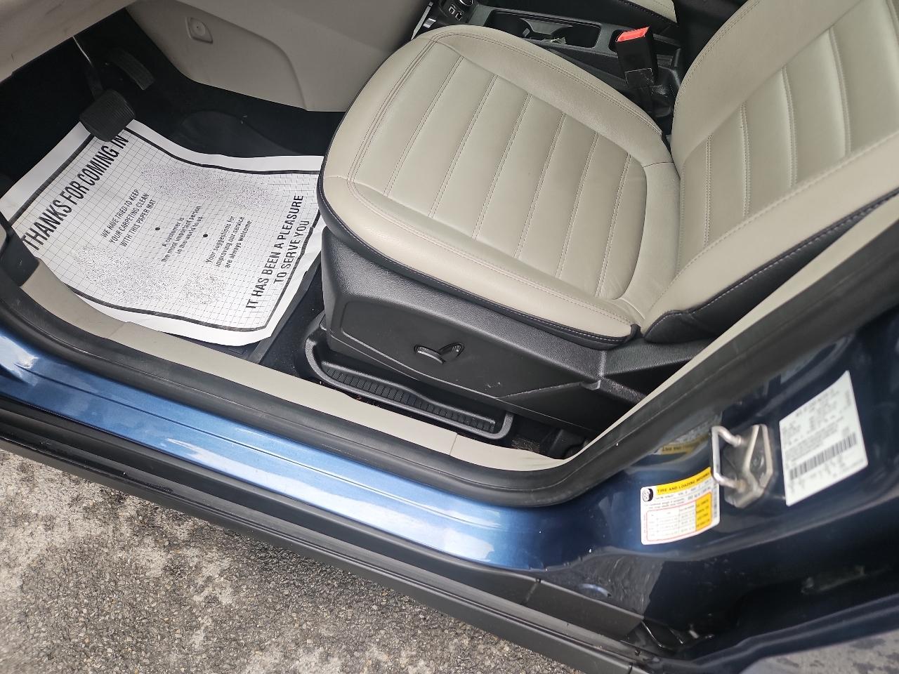 Ford Transit Connect Wagon Titanium LWB w/Rear Liftgate 2019