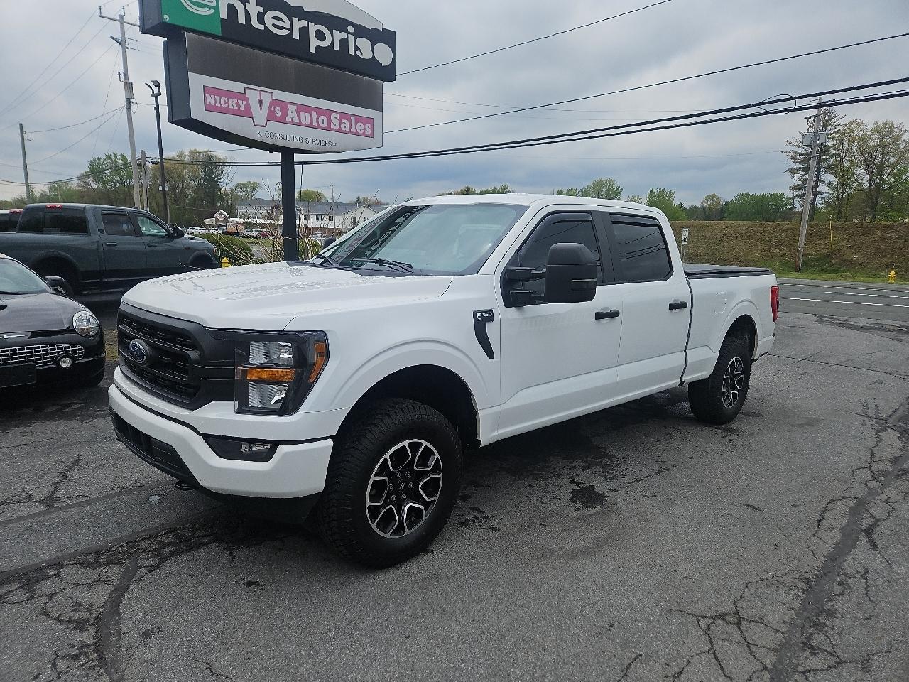 Ford F-150 XL 4WD SuperCrew 6.5' Box 2023