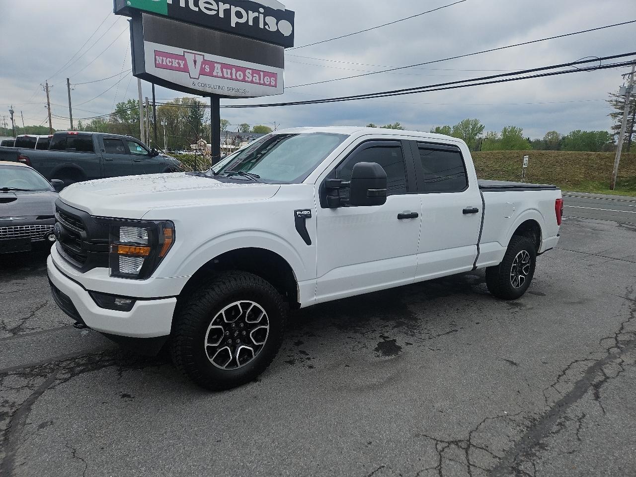 Ford F-150 XL 4WD SuperCrew 6.5' Box 2023