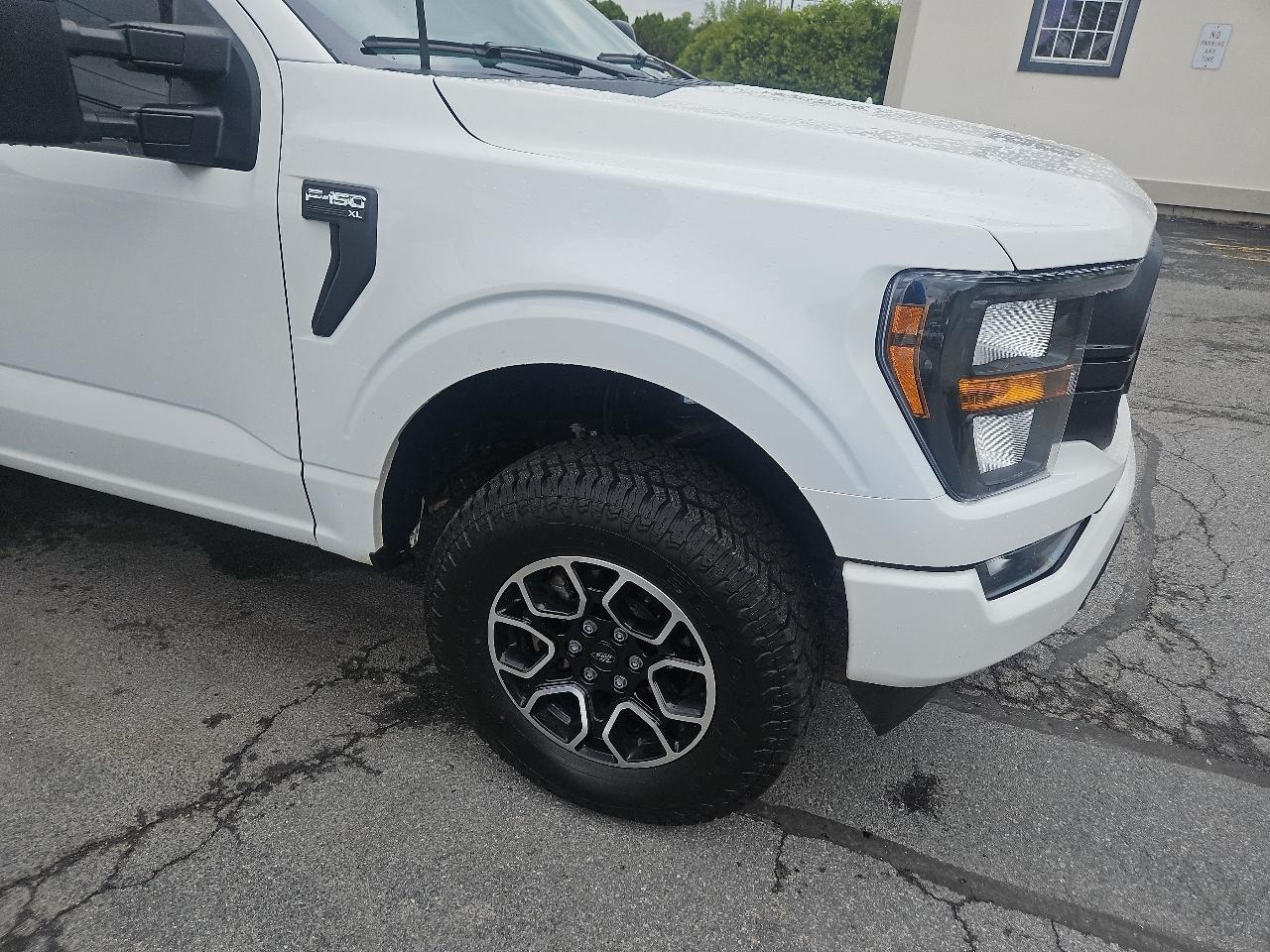 Ford F-150 XL 4WD SuperCrew 6.5' Box 2023