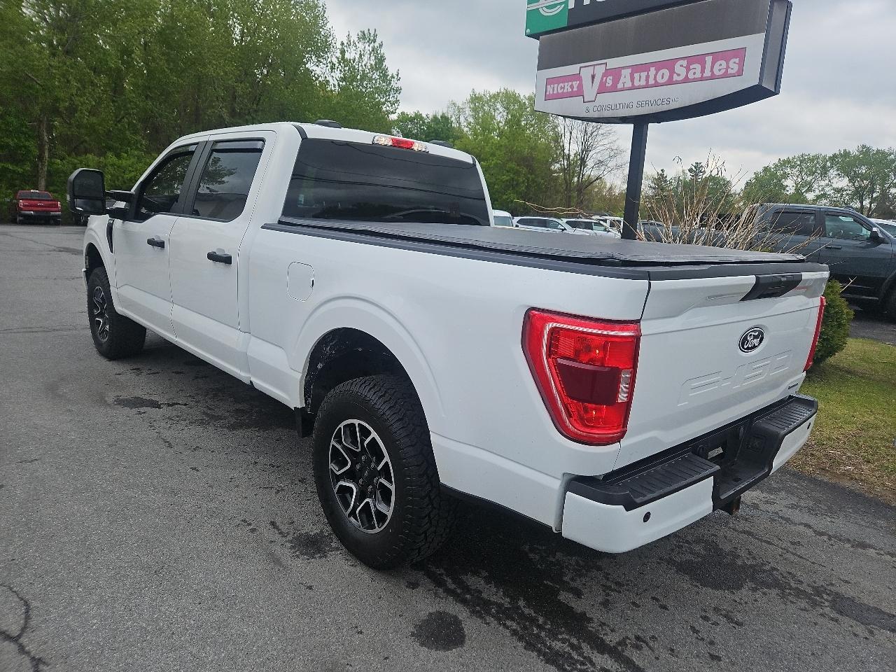 Ford F-150 XL 4WD SuperCrew 6.5' Box 2023