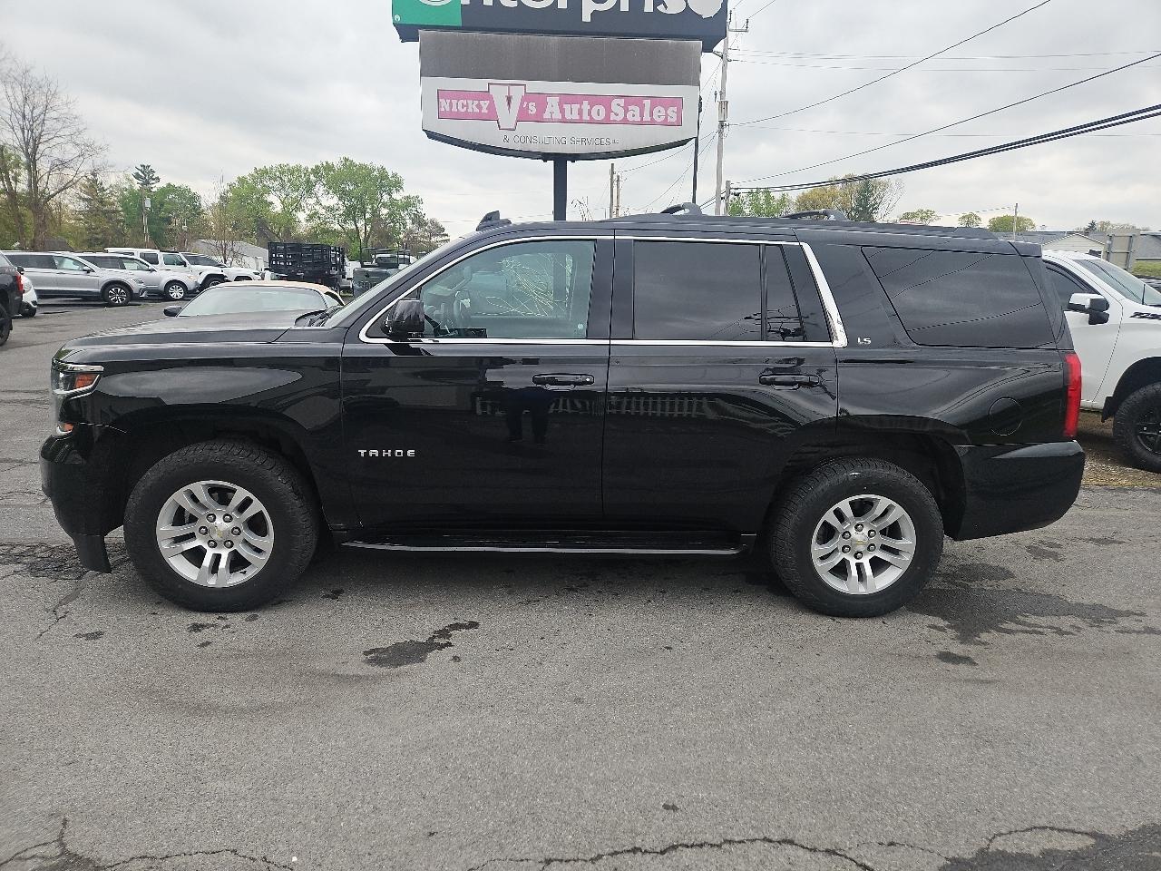 Chevrolet Tahoe 4WD 4dr LS 2015