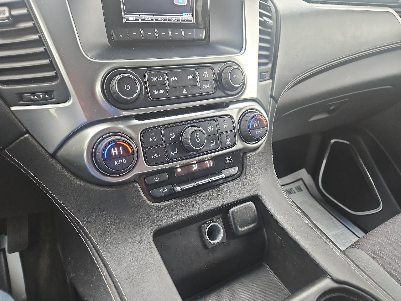 Chevrolet Tahoe 4WD 4dr LS 2015