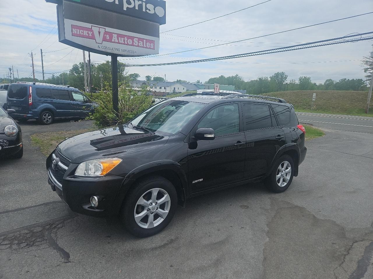 Toyota RAV4 4WD 4dr 4-cyl 4-Spd AT Ltd (Natl) 2011